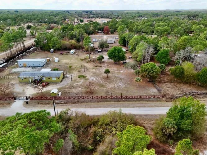 220 N PALOMINO ST, Clewiston FL 33440