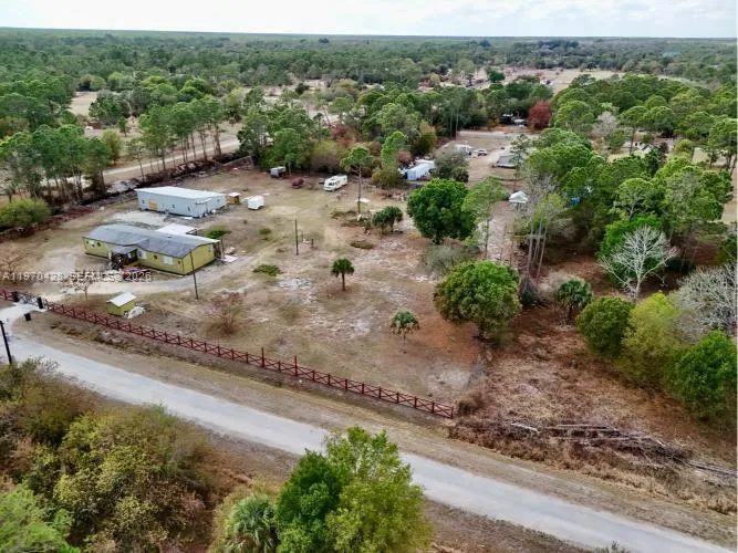 220 N PALOMINO ST, Clewiston FL 33440