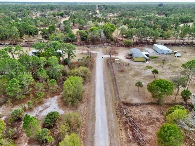 220 N PALOMINO ST, Clewiston FL 33440