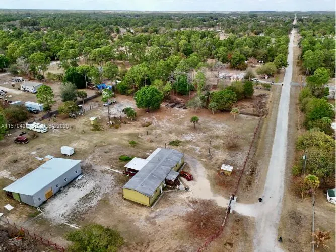 220 N PALOMINO ST, Clewiston FL 33440