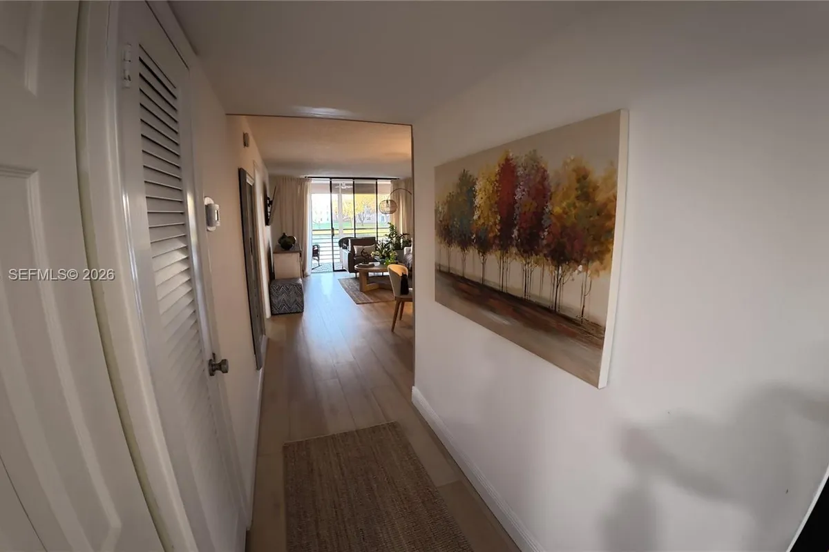 10303 Sunrise Lakes Blvd # 211, Sunrise FL 33322