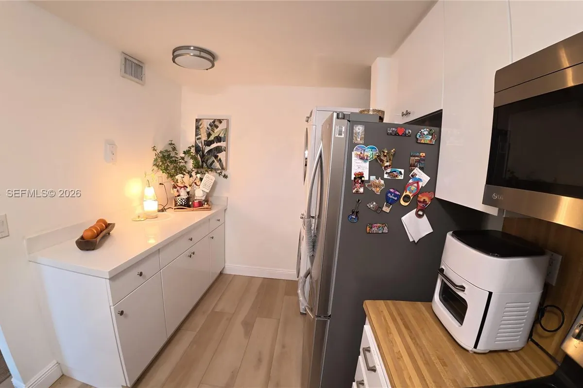 10303 Sunrise Lakes Blvd # 211, Sunrise FL 33322