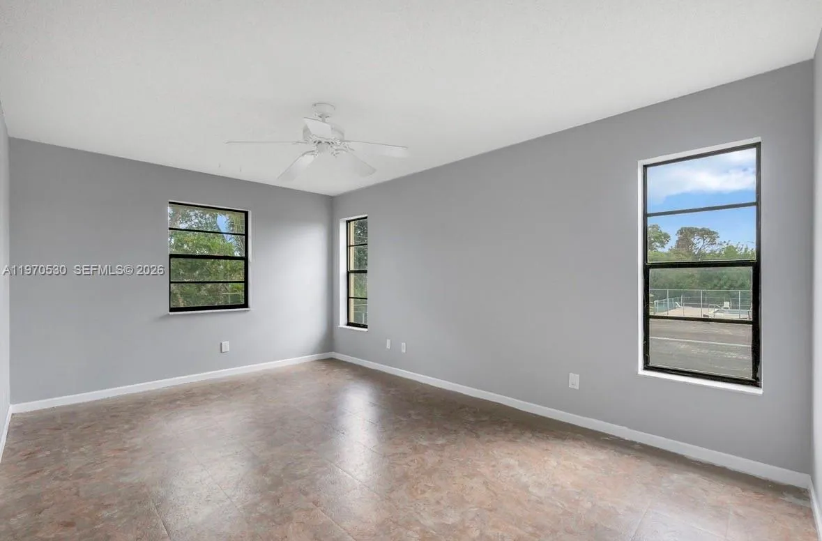 5894 Longbow Ln # 6, West Palm Beach FL 33415