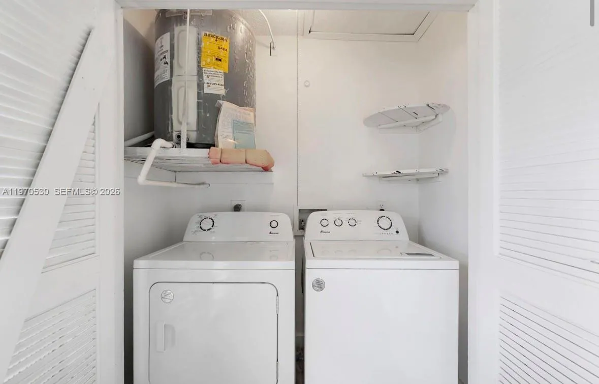 5894 Longbow Ln # 6, West Palm Beach FL 33415