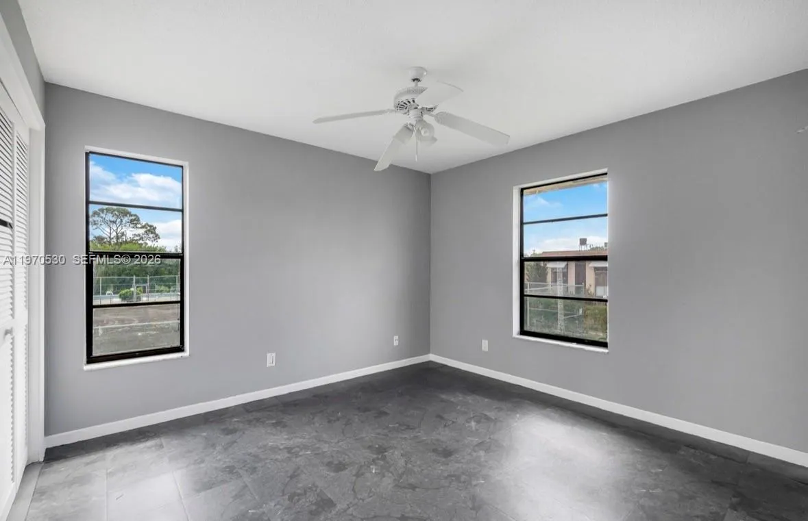 5894 Longbow Ln # 6, West Palm Beach FL 33415