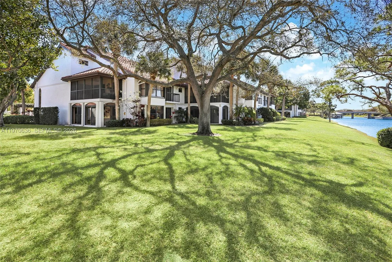 16671 N Traders Xing N # 121, Jupiter FL 33477