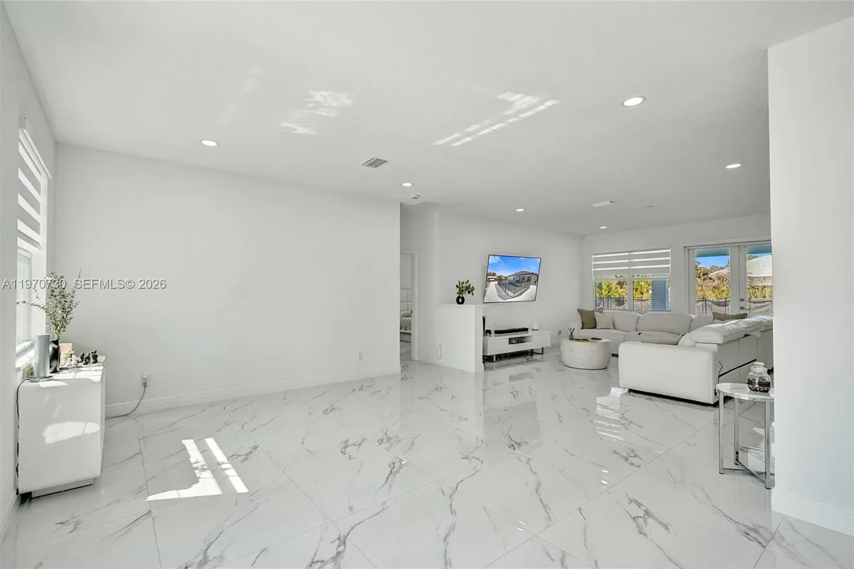 13673 N 77th Pl N, Loxahatchee FL 33412