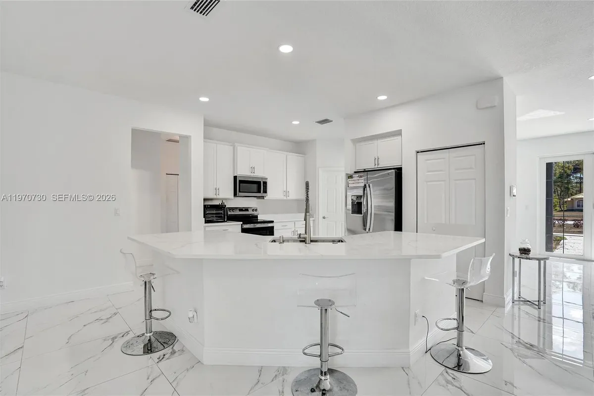 13673 N 77th Pl N, Loxahatchee FL 33412