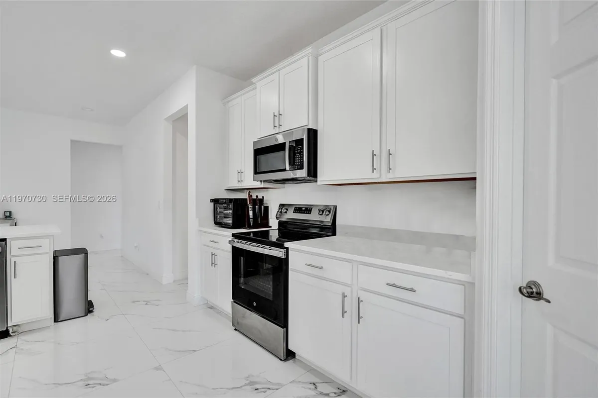 13673 N 77th Pl N, Loxahatchee FL 33412