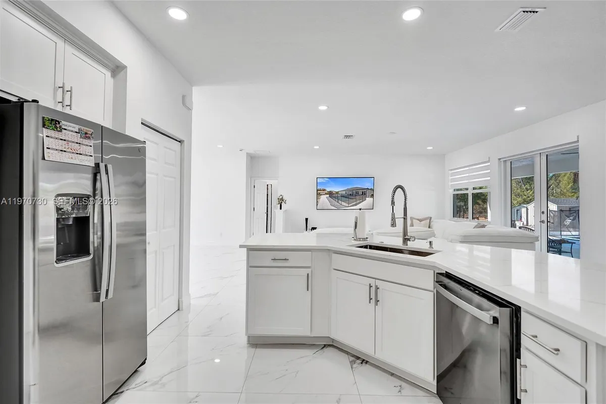 13673 N 77th Pl N, Loxahatchee FL 33412