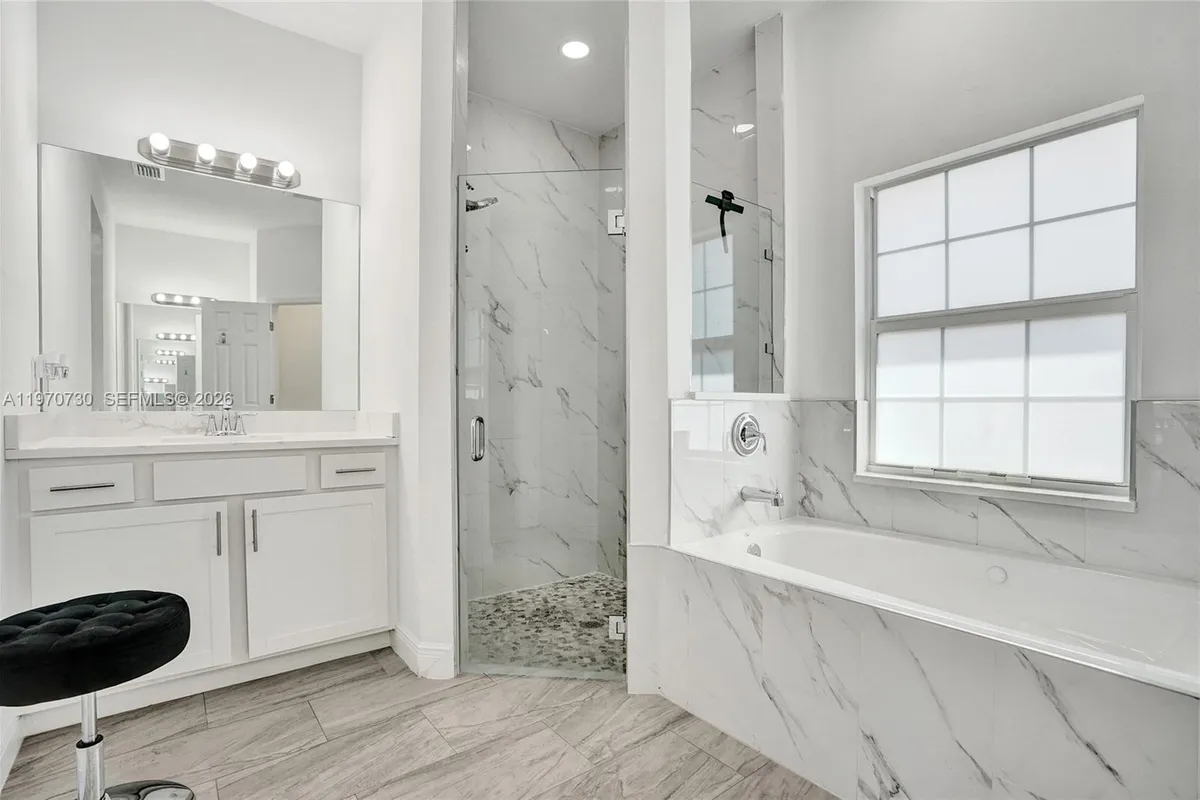 13673 N 77th Pl N, Loxahatchee FL 33412