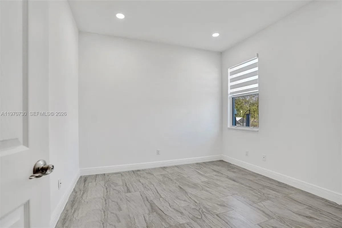 13673 N 77th Pl N, Loxahatchee FL 33412