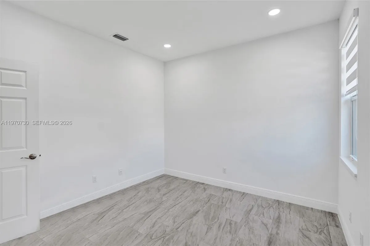 13673 N 77th Pl N, Loxahatchee FL 33412