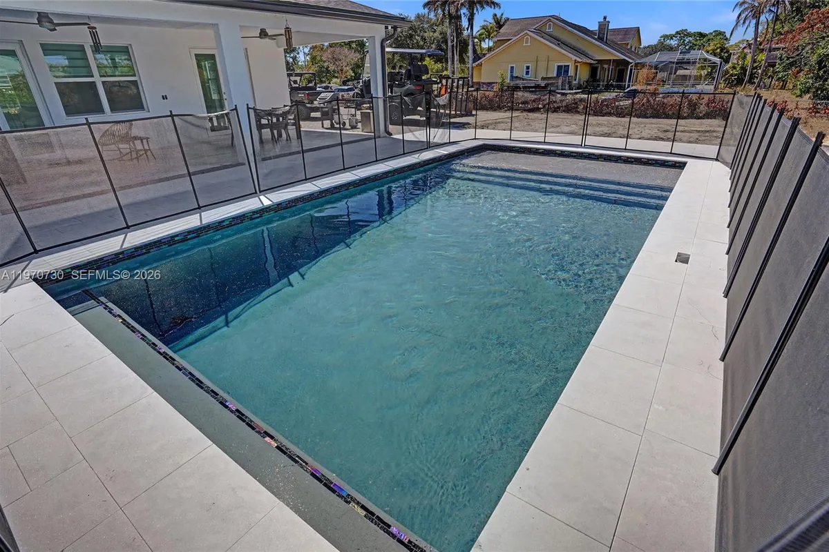 13673 N 77th Pl N, Loxahatchee FL 33412