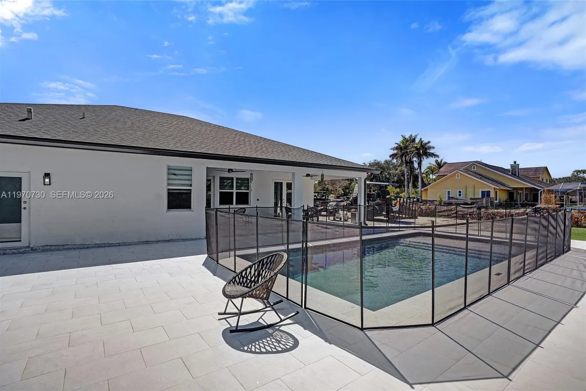 13673 N 77th Pl N, Loxahatchee FL 33412