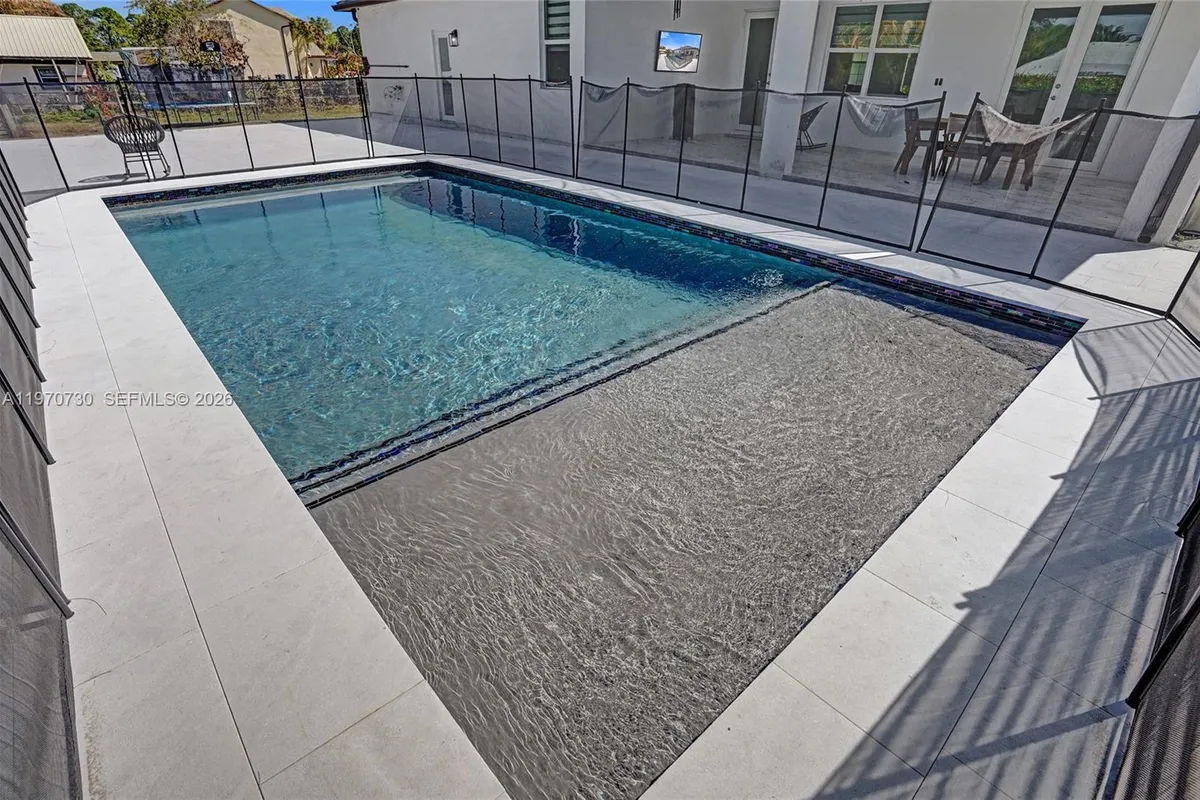 13673 N 77th Pl N, Loxahatchee FL 33412