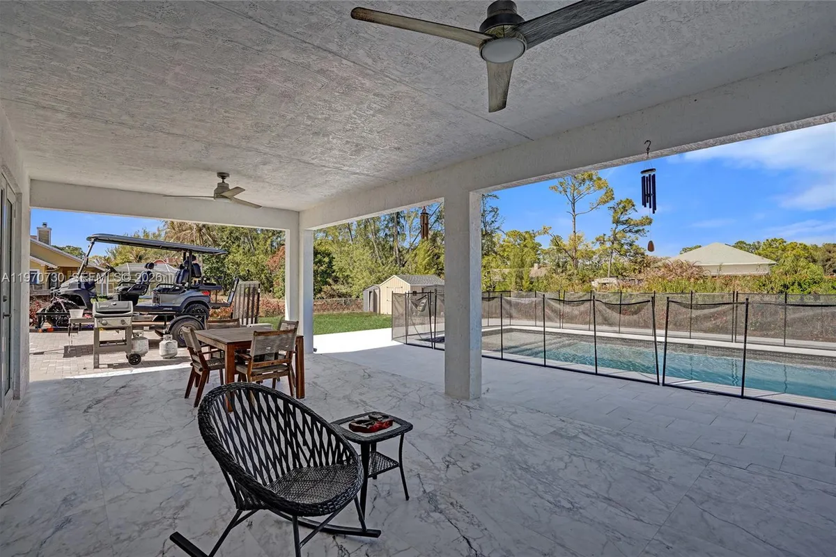 13673 N 77th Pl N, Loxahatchee FL 33412