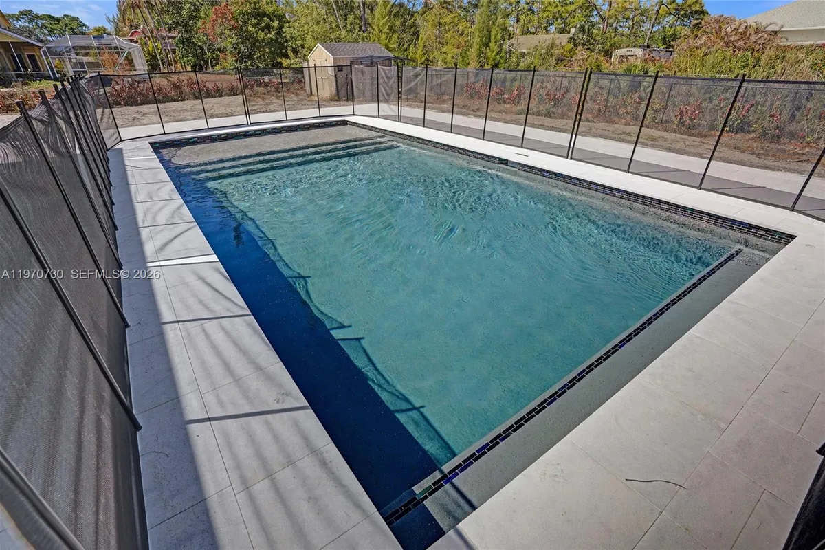 13673 N 77th Pl N, Loxahatchee FL 33412