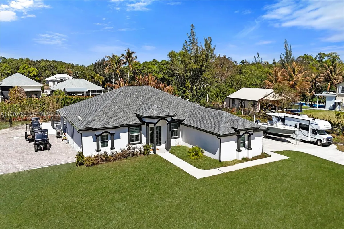 13673 N 77th Pl N, Loxahatchee FL 33412