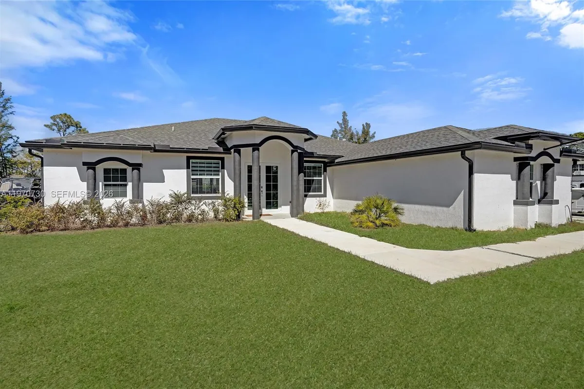 13673 N 77th Pl N, Loxahatchee FL 33412