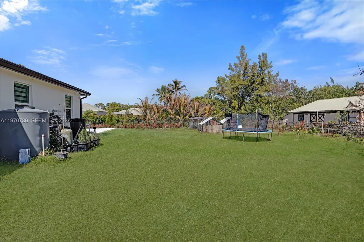 13673 N 77th Pl N, Loxahatchee FL 33412