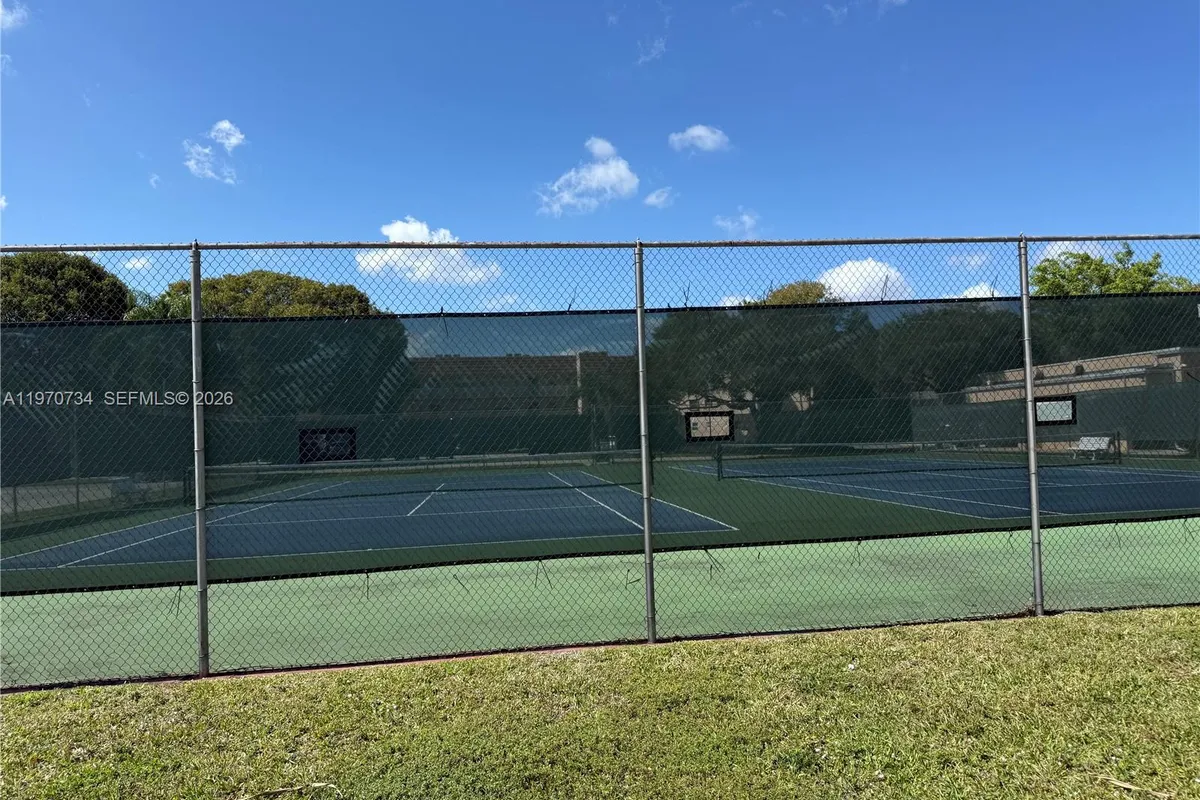 2721 N Pine Island Rd # 202, Sunrise FL 33322