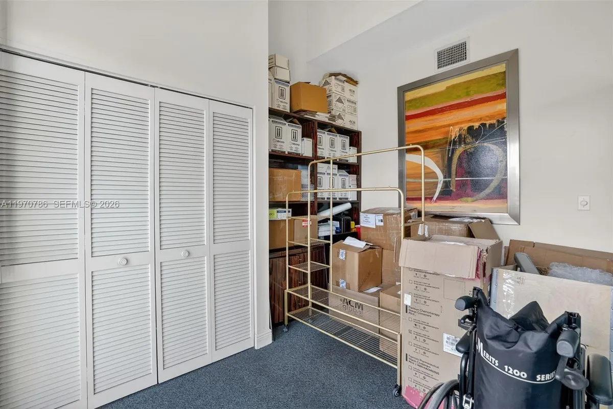 Medical Research For Sale in South Miami, South Miami FL 33155