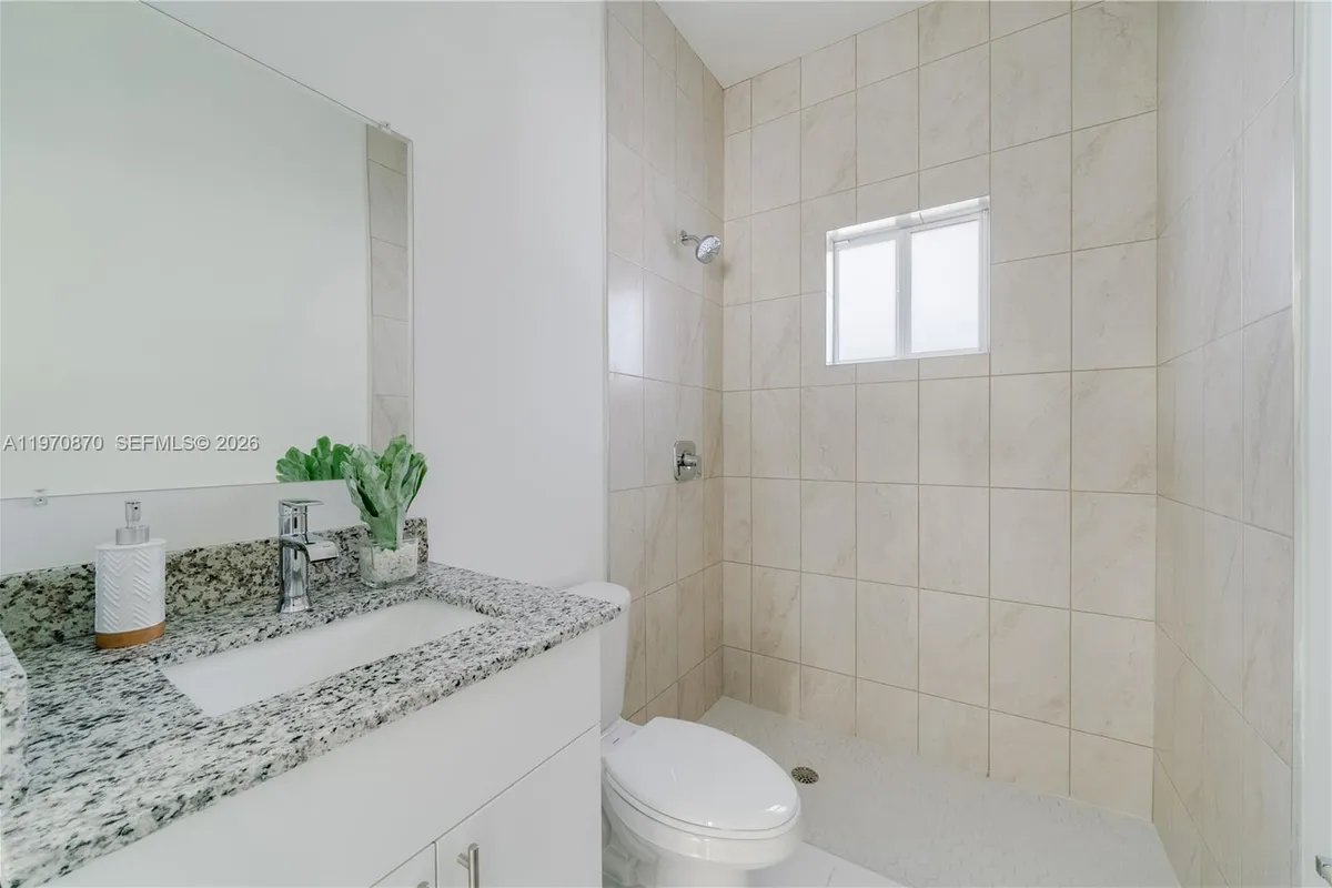 5735 SW 4th St, Miami FL 33144