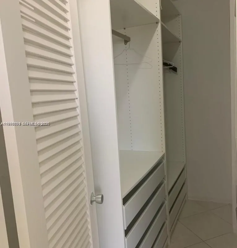 10185 Collins Ave # 1402, Bal Harbour FL 33154