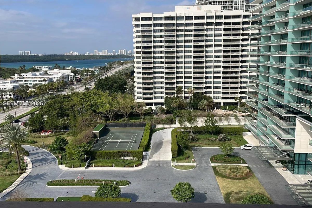 10185 Collins Ave # 1402, Bal Harbour FL 33154