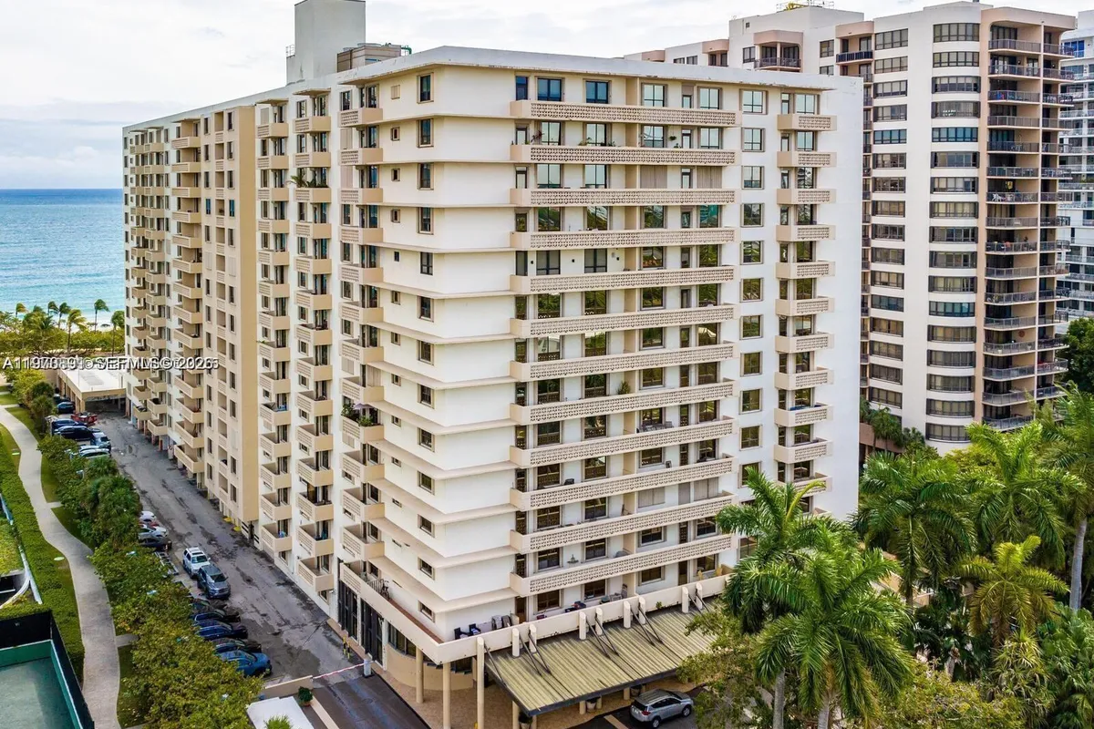 10185 Collins Ave # 1402, Bal Harbour FL 33154