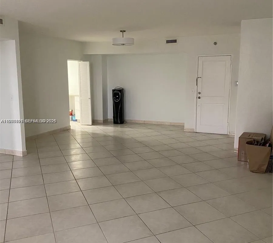 10185 Collins Ave # 1402, Bal Harbour FL 33154