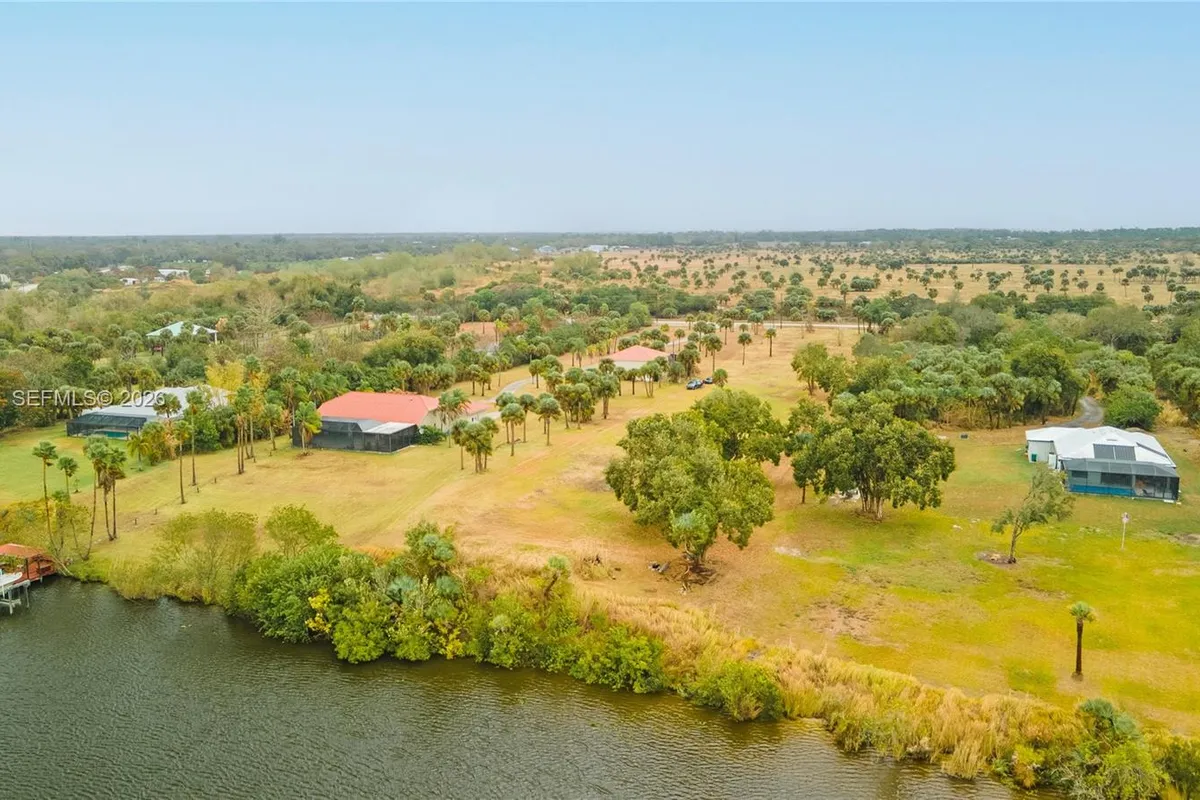 5220 Fort Denaud Rd, La Belle FL 33935