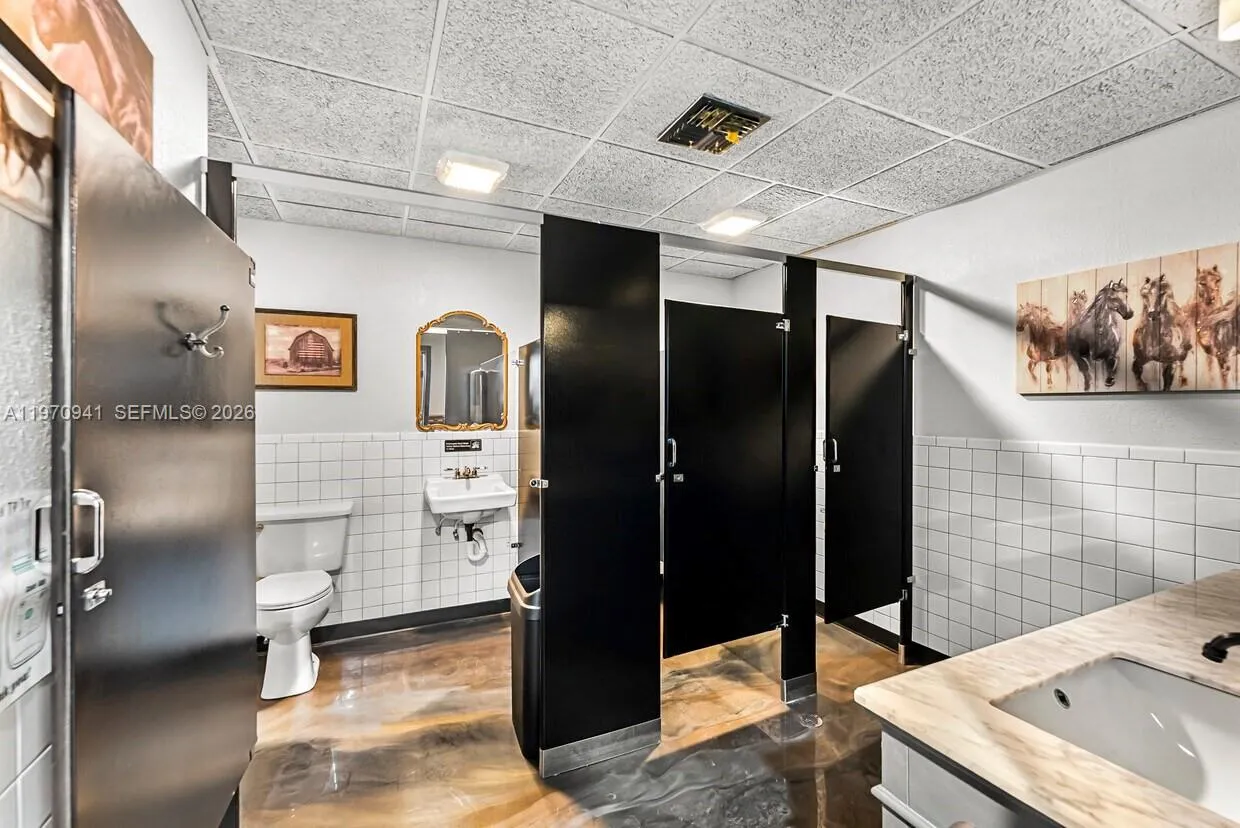 93 S Hall St, La Belle FL 33935