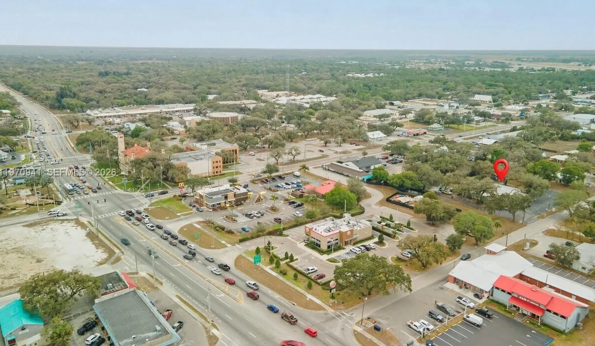 93 S Hall St, La Belle FL 33935