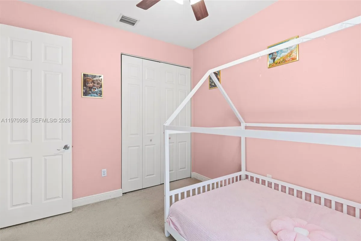 6959 Julia Gardens Dr, Coconut Creek FL 33073