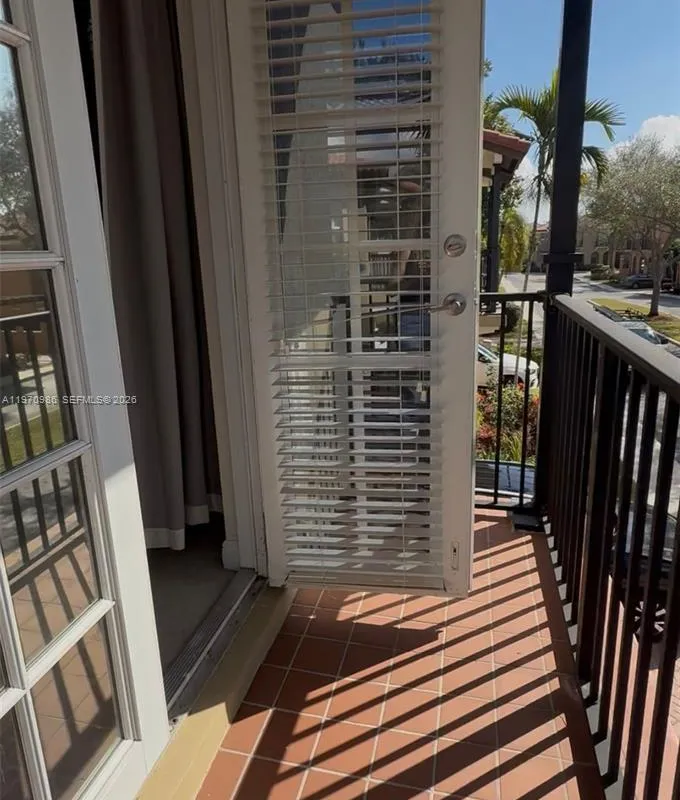 6959 Julia Gardens Dr, Coconut Creek FL 33073