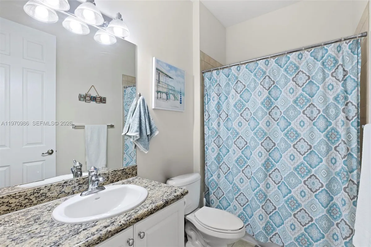 6959 Julia Gardens Dr, Coconut Creek FL 33073