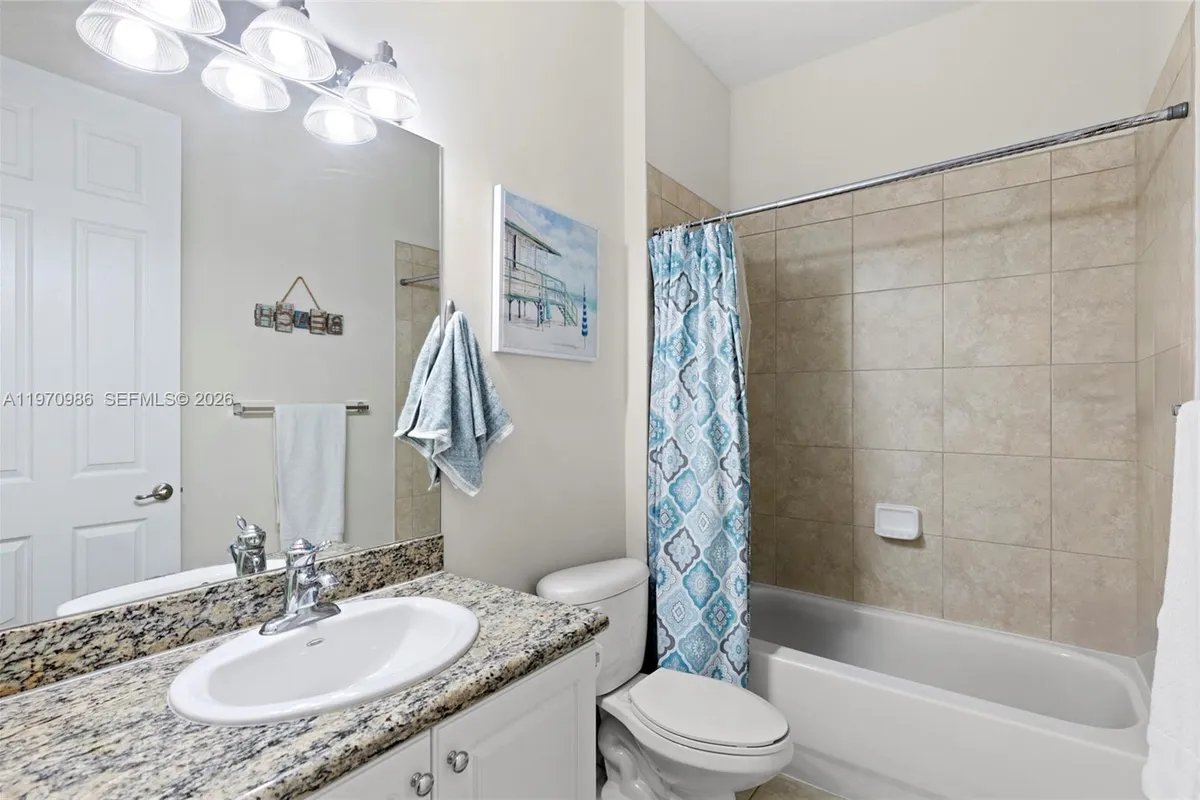 6959 Julia Gardens Dr, Coconut Creek FL 33073