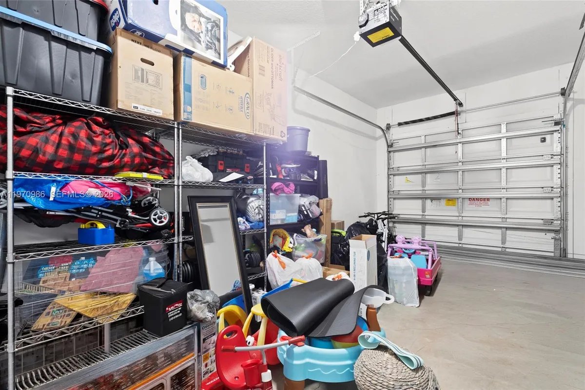 6959 Julia Gardens Dr, Coconut Creek FL 33073