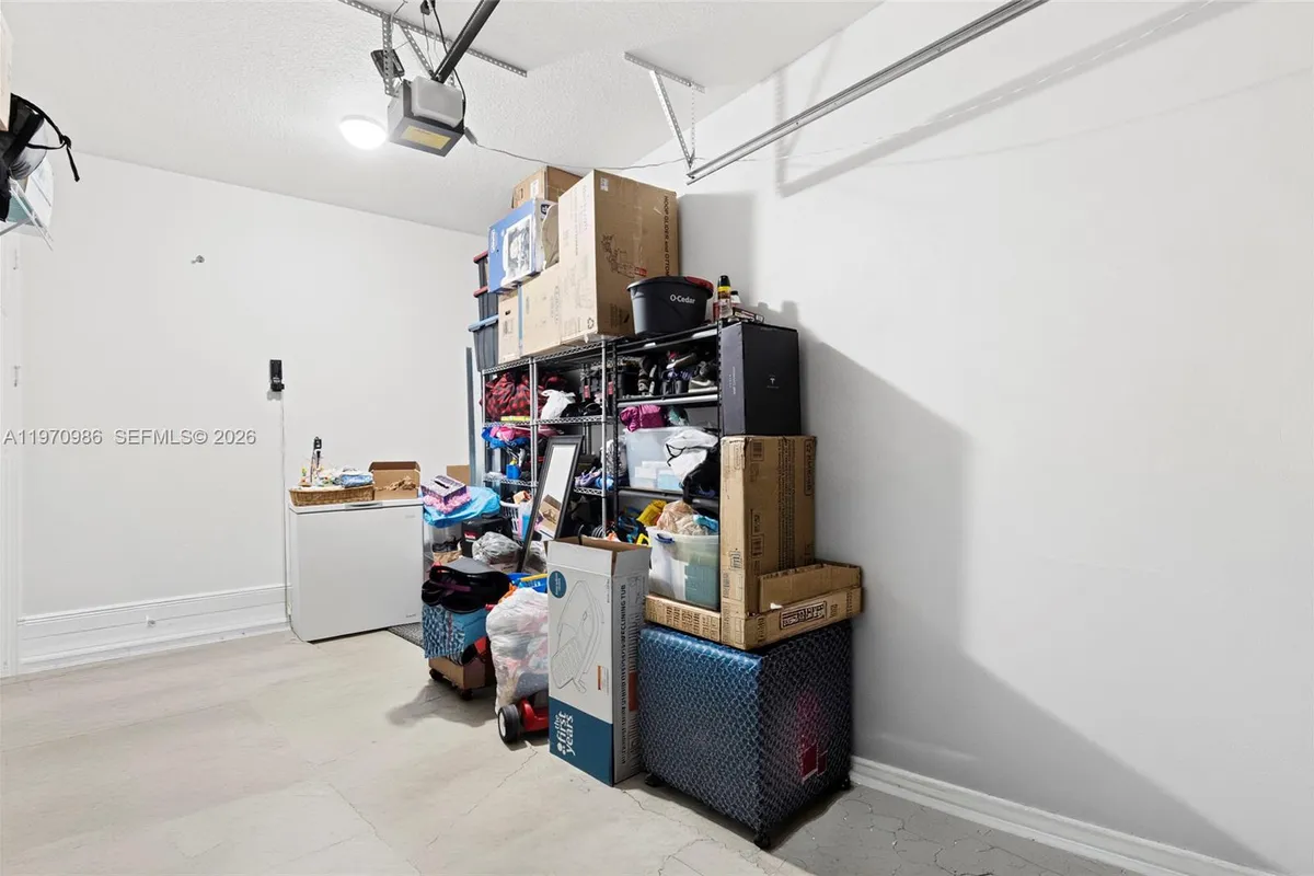 6959 Julia Gardens Dr, Coconut Creek FL 33073