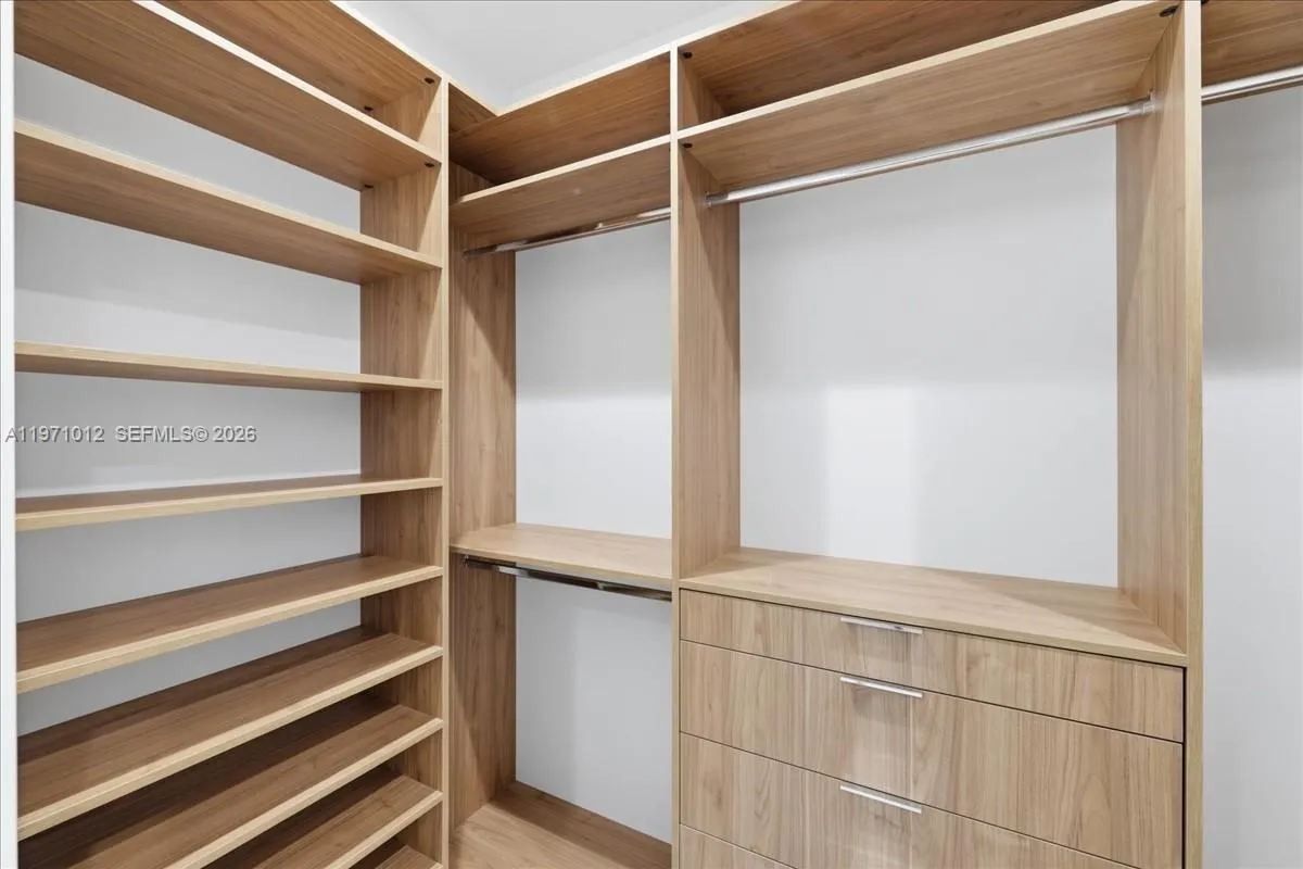 2220 SW 50th LN, Cape Coral FL 33914