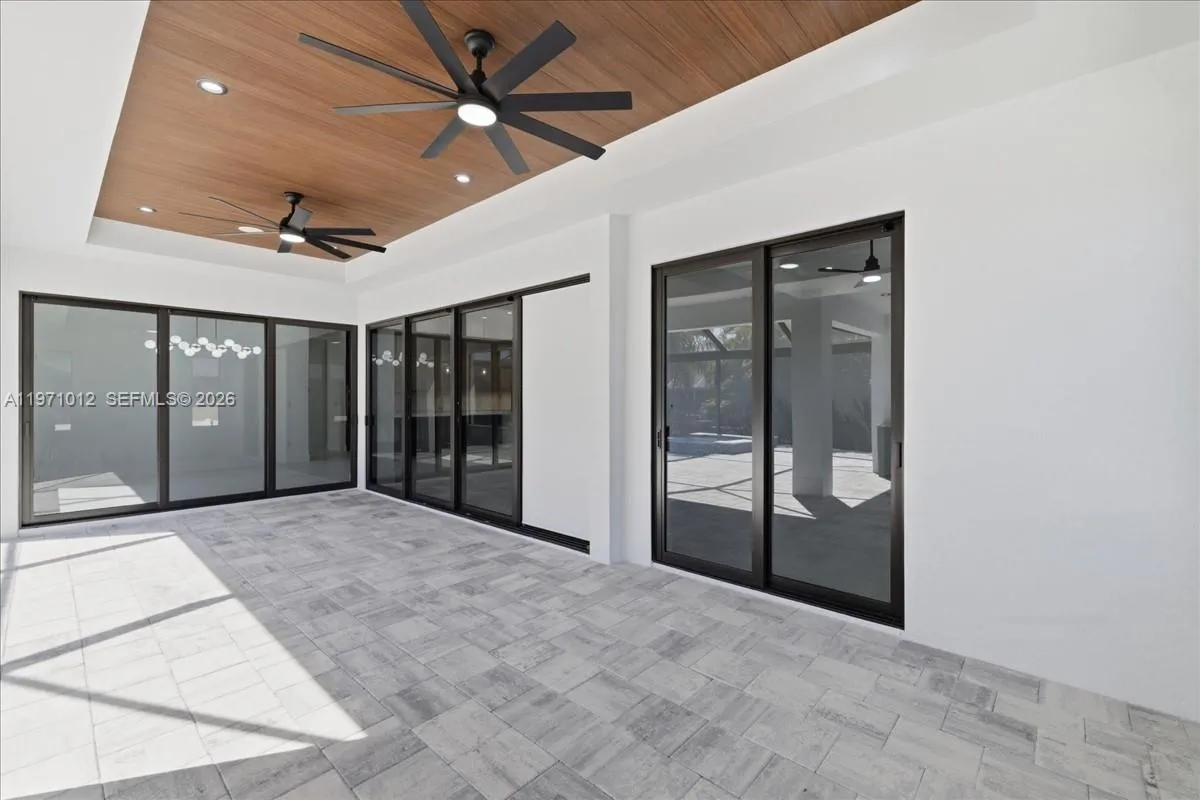 2220 SW 50th LN, Cape Coral FL 33914