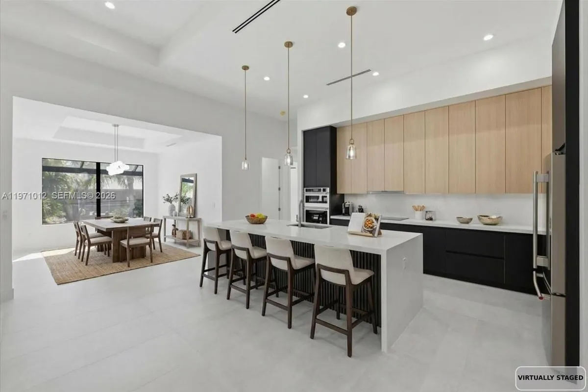 2220 SW 50th LN, Cape Coral FL 33914