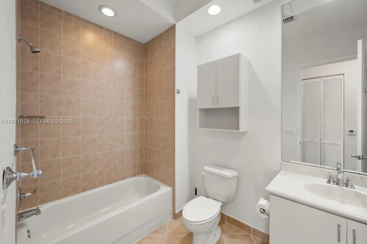 2900 NW 125th Ave # 416, Sunrise FL 33323