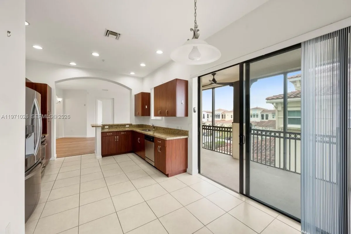 2900 NW 125th Ave # 416, Sunrise FL 33323