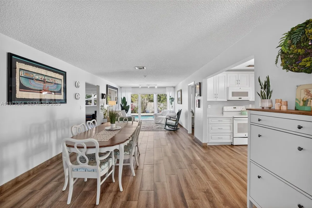 641 NW 48th Ave, Coconut Creek FL 33063