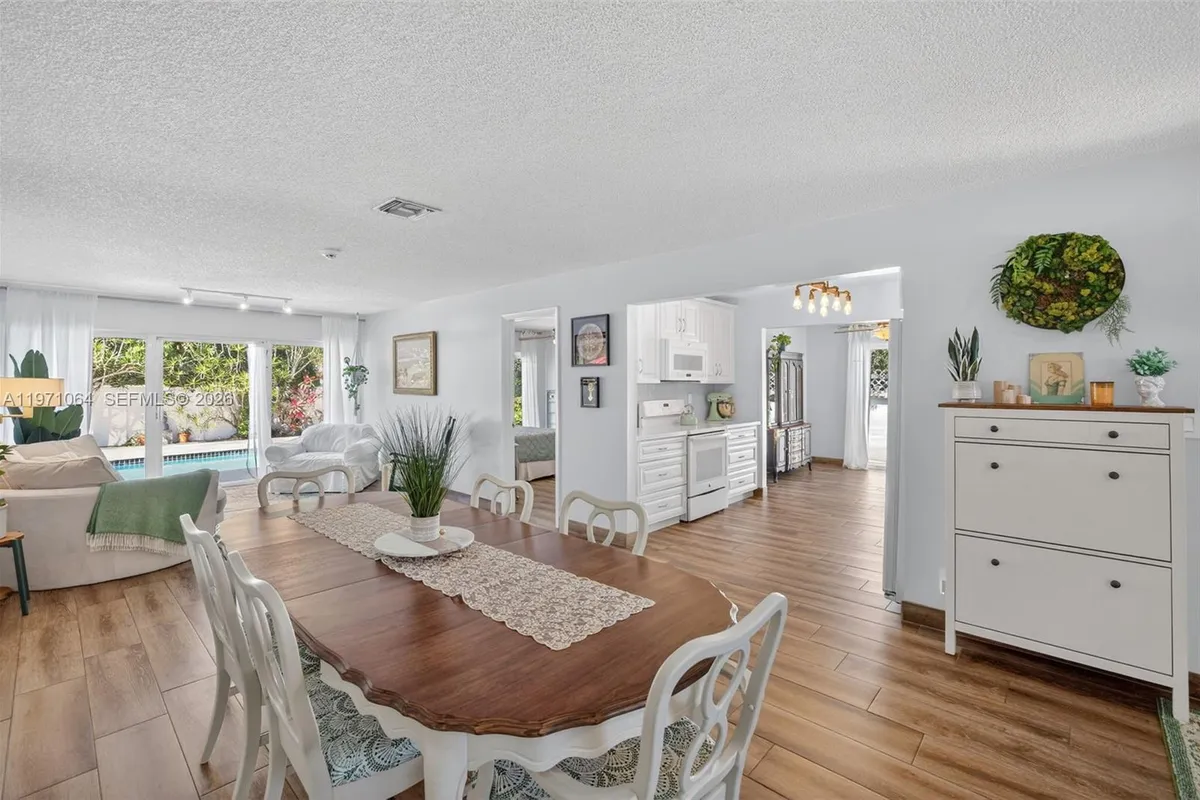 641 NW 48th Ave, Coconut Creek FL 33063