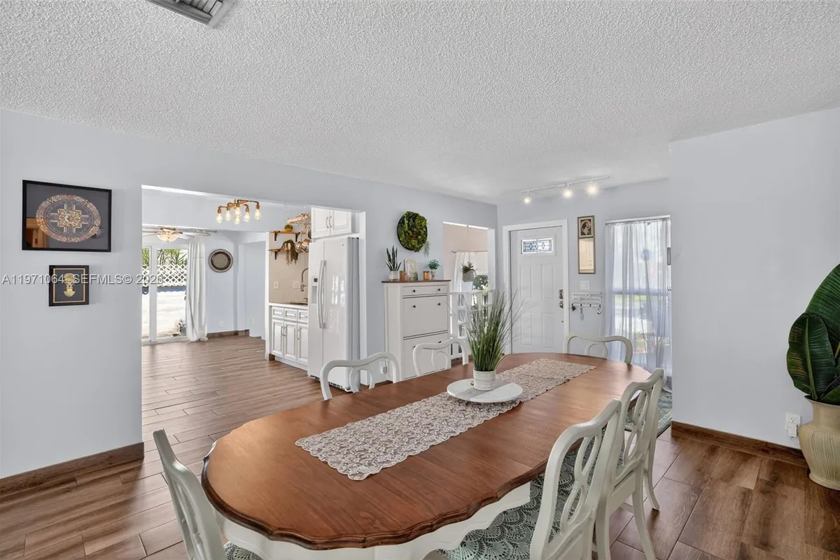 641 NW 48th Ave, Coconut Creek FL 33063