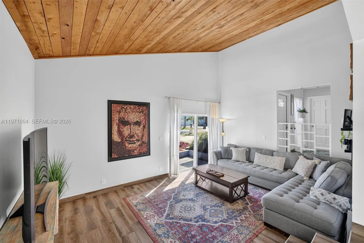 641 NW 48th Ave, Coconut Creek FL 33063